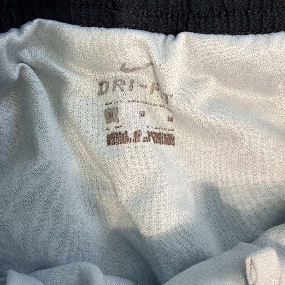 Nike Bundle - Picture 2 of 4